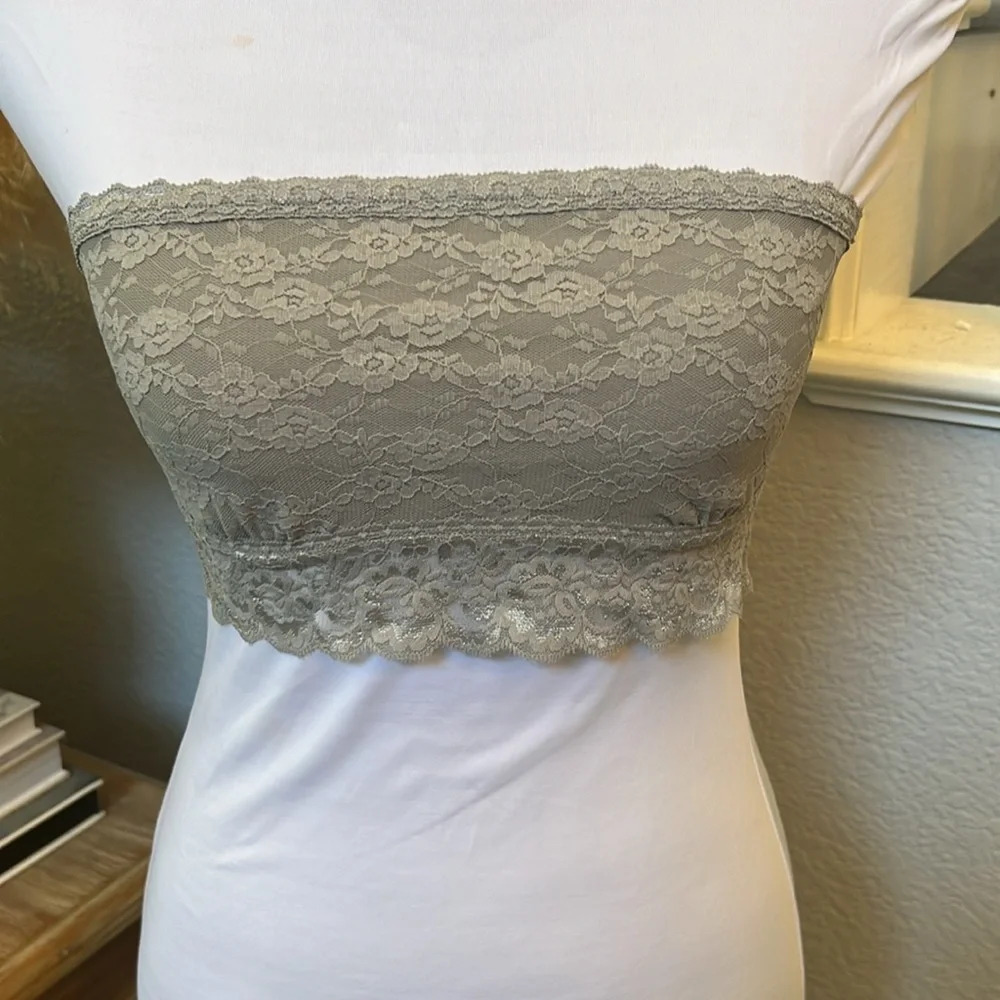 Victoria's Secret PINK Lace Bandeau Gray Bra Top size M